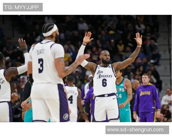 洛杉矶湖人与圣安东尼奥马刺的激烈对决引发球迷热议